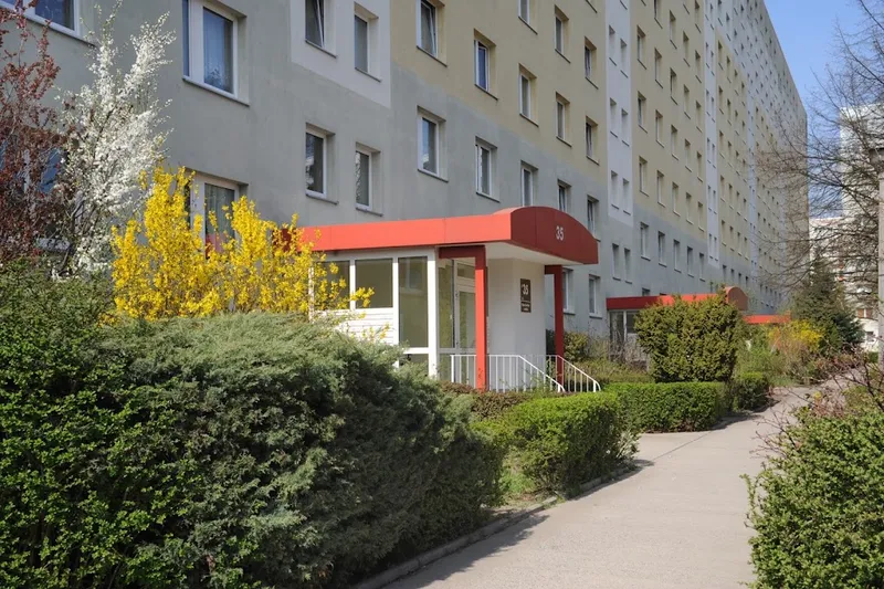 2-Zimmer Wohnung in ruhiger Lage in Marzahn Süd — photo 1